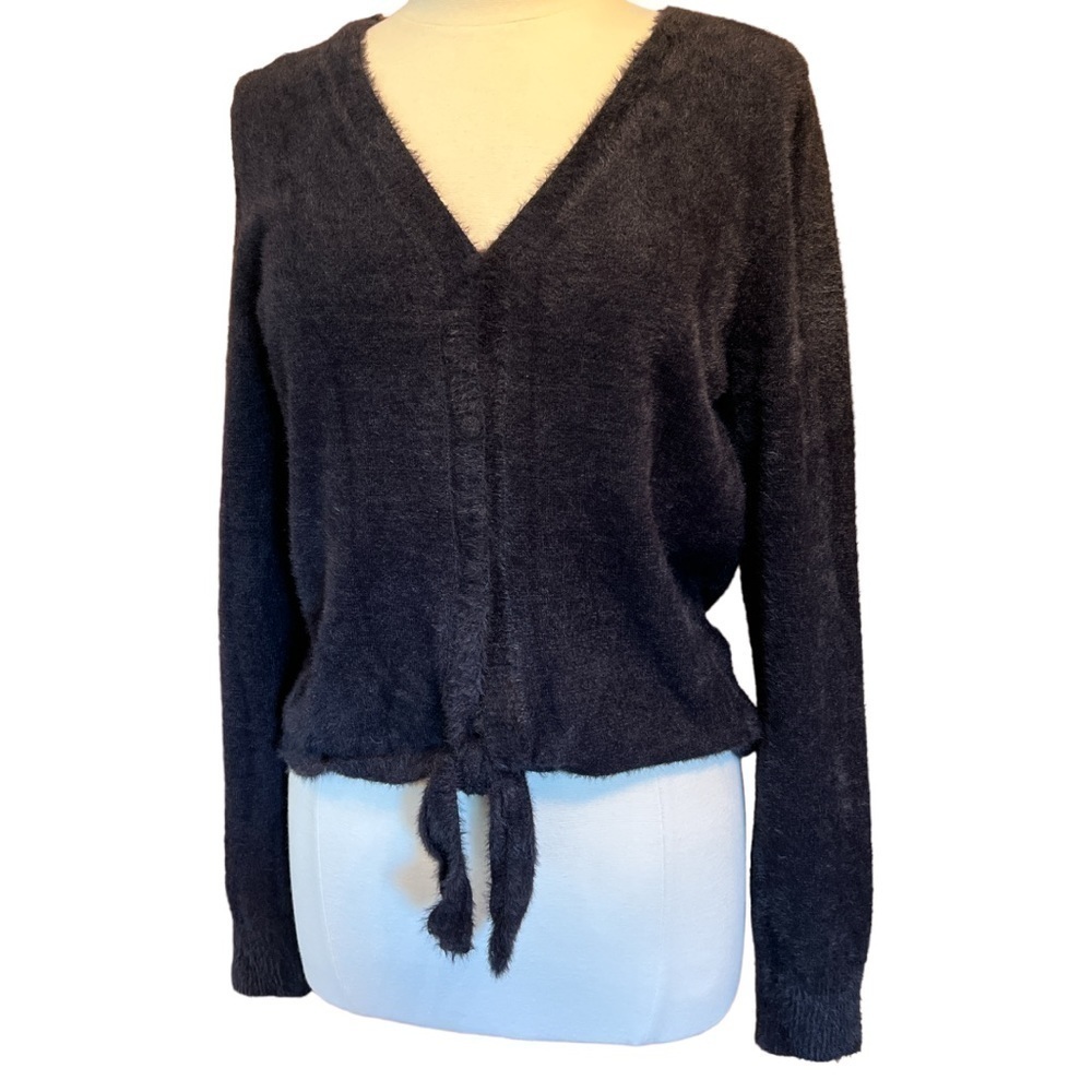 Olivia Sky Eyelash Sweater 3 Button + Tie Closure Deep V Black Long Sleeve M‍‍﻿﻿